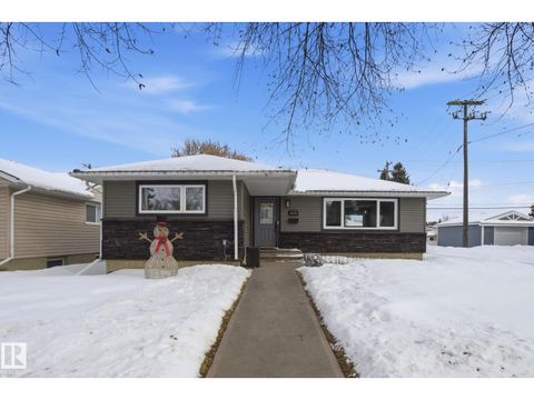10703 50 ST NW NW Edmonton AB T6A2E3