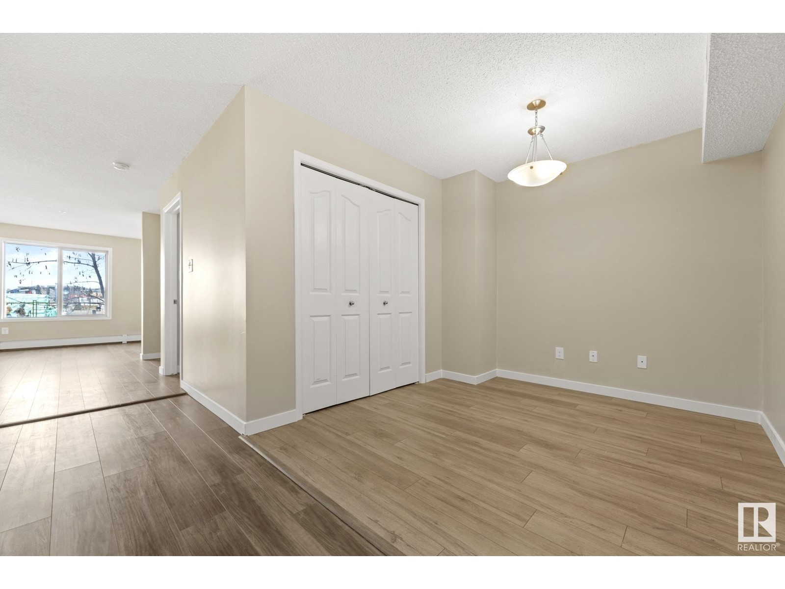 #107 11803 22 AV SW