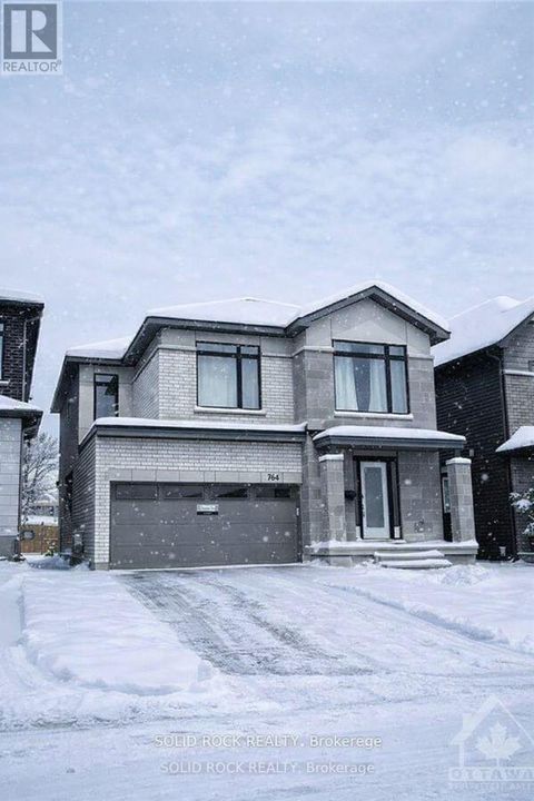 764 OVATION GROVE Ottawa ON K1T3X1