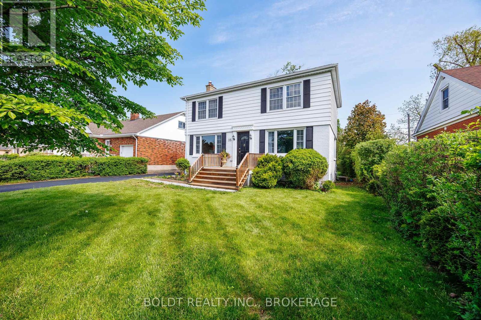 35 RIVERCREST DRIVE