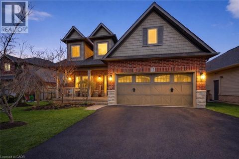 17 HEATHCOTE Court Grimsby ON L3M0A6