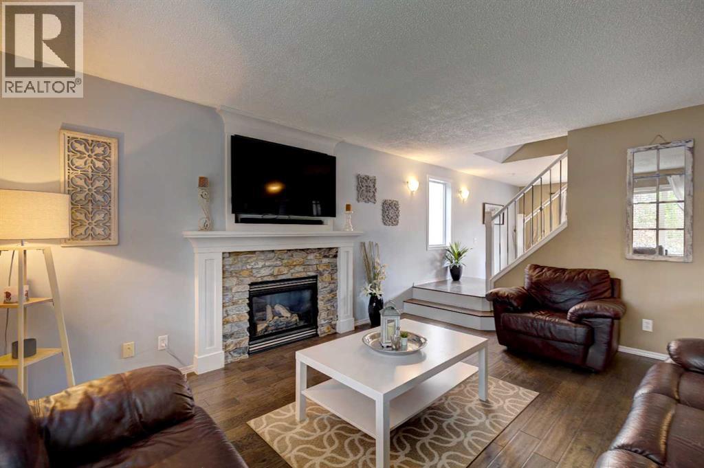 206 Copperfield Mews SE