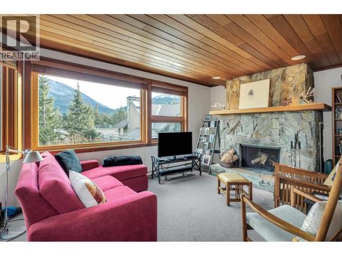 109 6117 EAGLE DRIVE Whistler BC V8E0E1