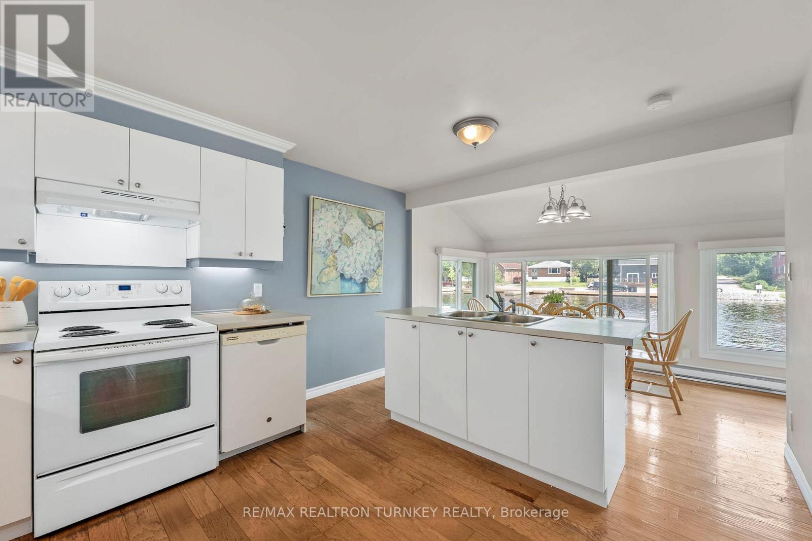 15 NORTH WATER STREET