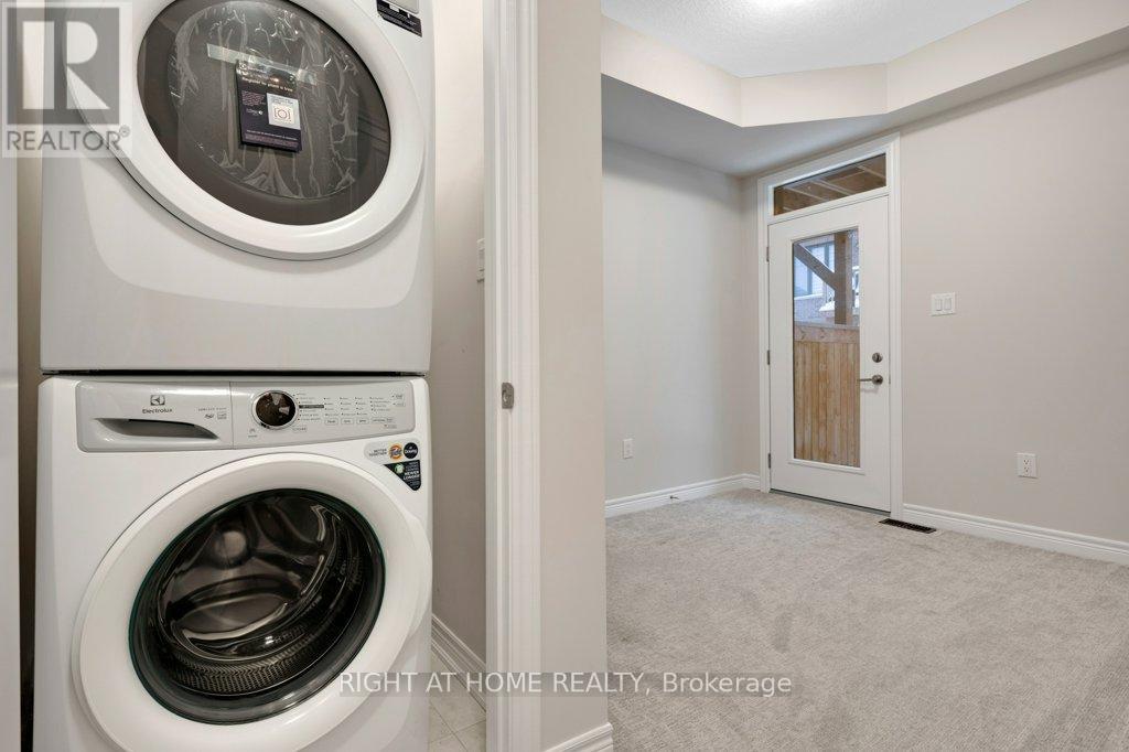 99 - 10 BIRMINGHAM DRIVE