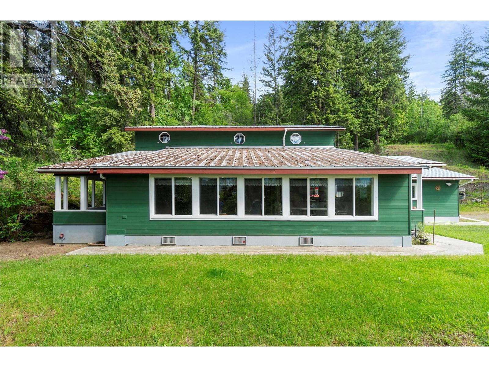 6497 Lindsay Road