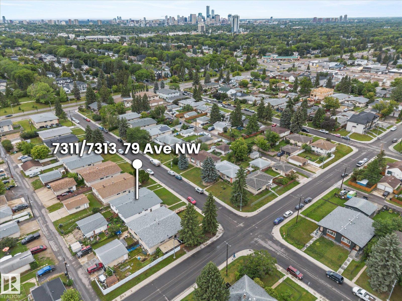7311/7313 79 AV NW