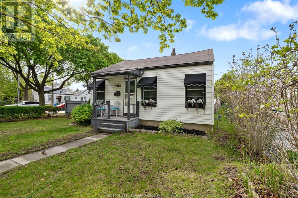 677 VIMY AVENUE