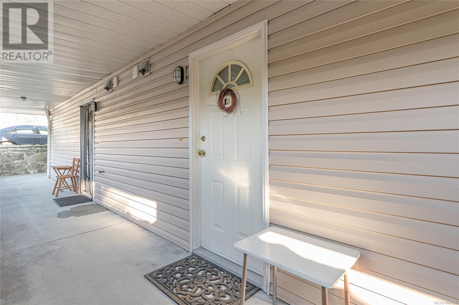 104 9916 Daniel St