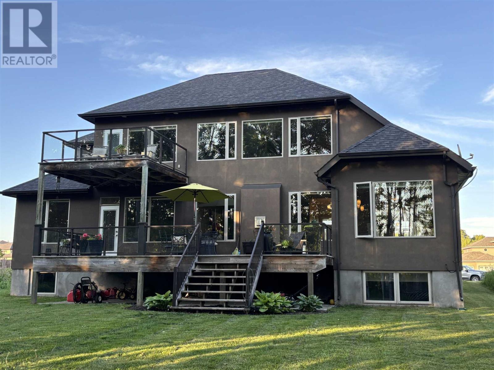 2763 KING GEORGE'S PARK DR