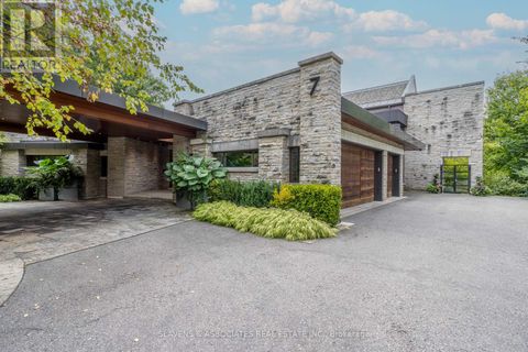 7 OXBOW ROAD Toronto (Banbury-Don Mills) ON M3B1Z9