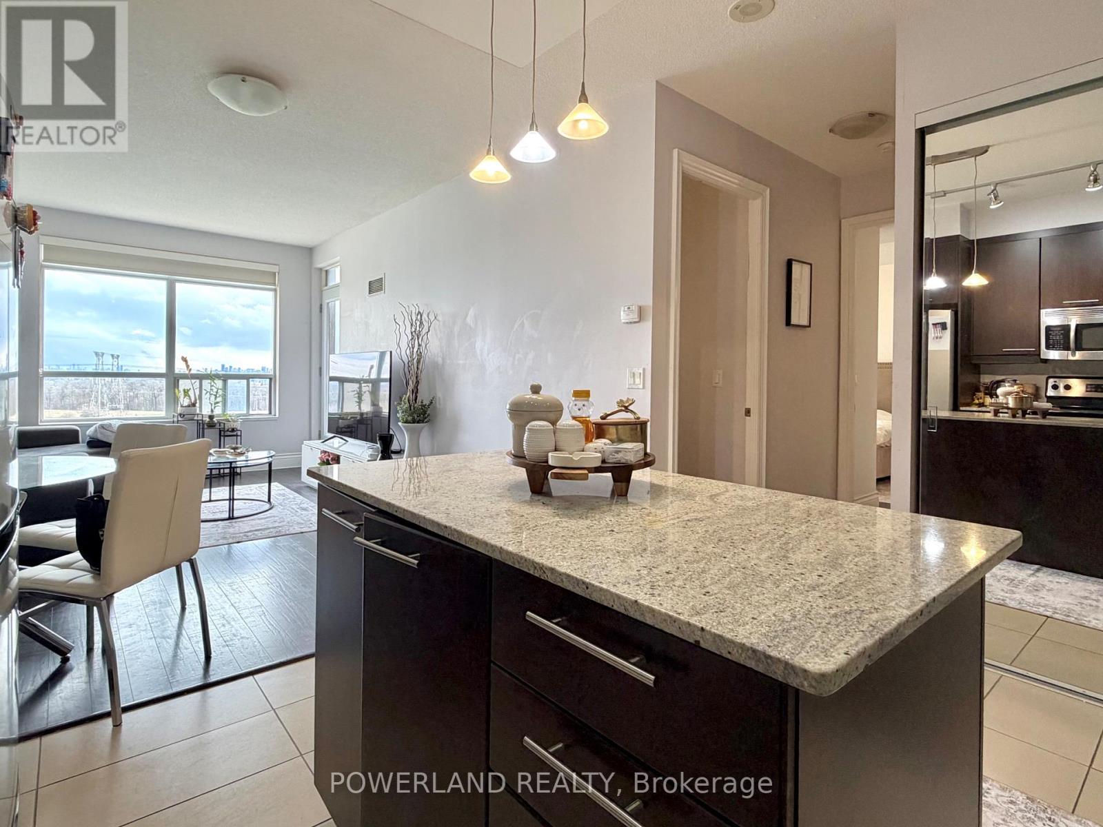 LPH10 - 37 GALLERIA PARKWAY