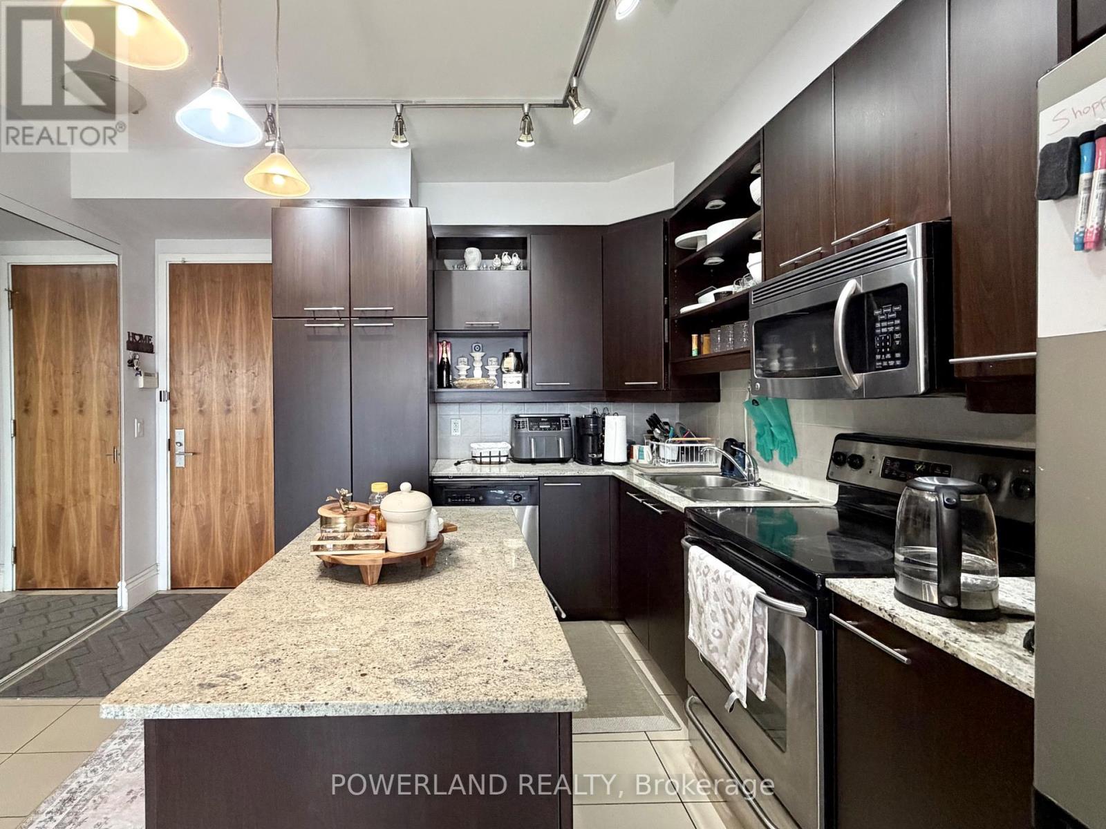 LPH10 - 37 GALLERIA PARKWAY