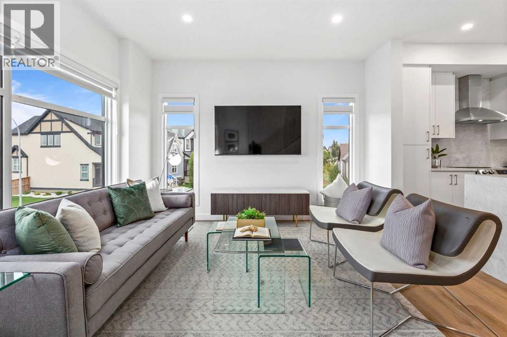 404, 200 Belvedere Boulevard SE