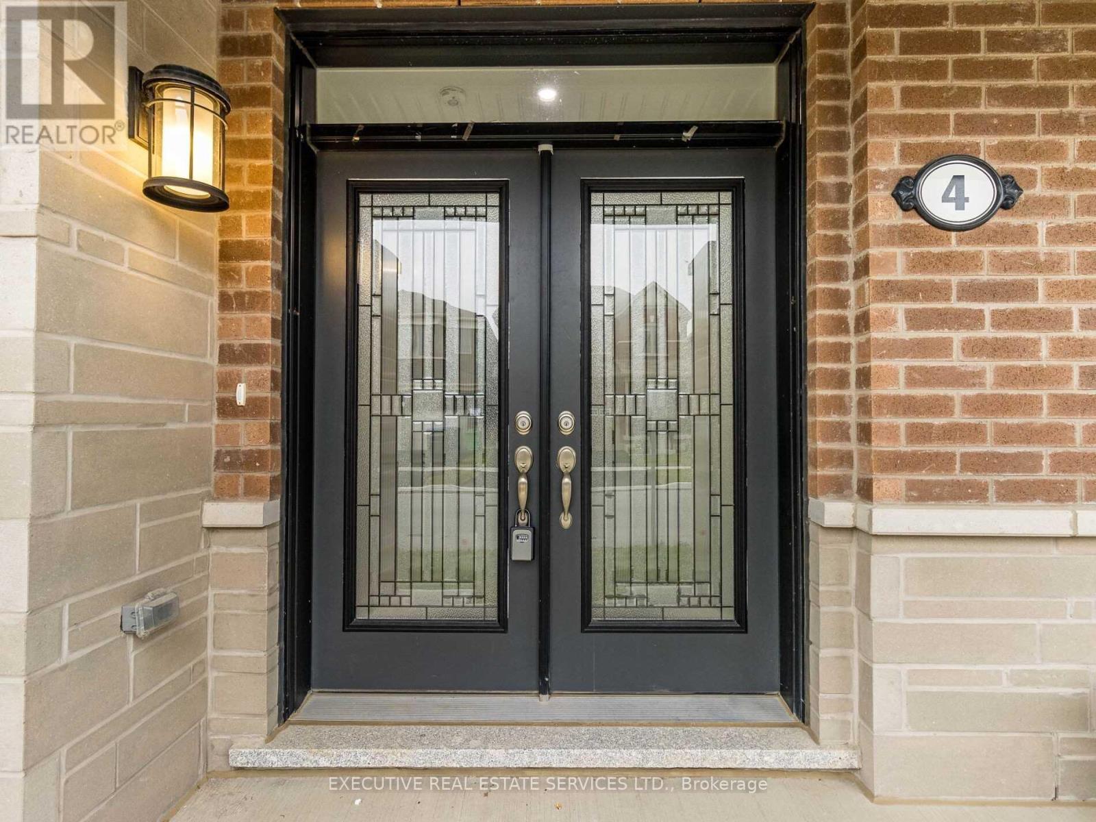 4 BRENSCOMBE ROAD