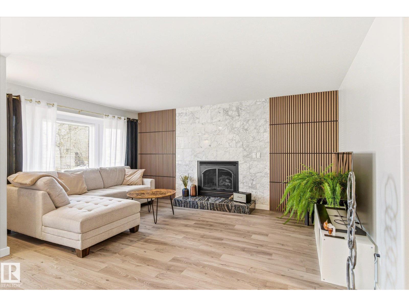 67 Arlington DR