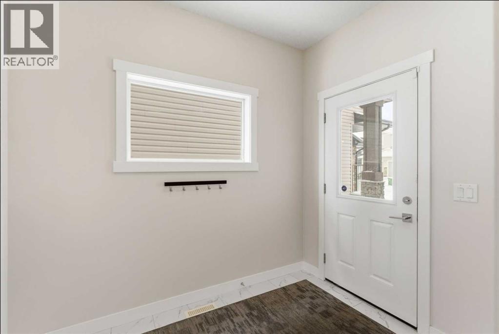 42 Baysprings Way SW