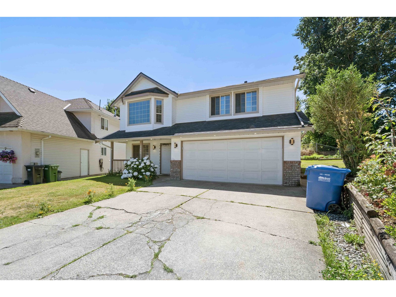 3184 SISKIN COURT