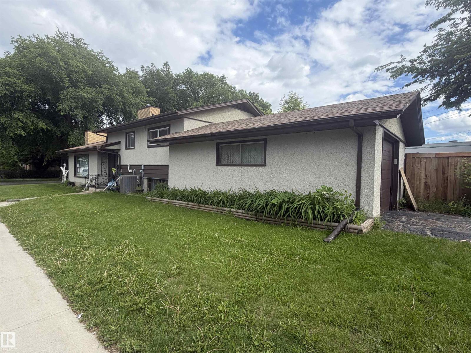 5303 119 AV NW