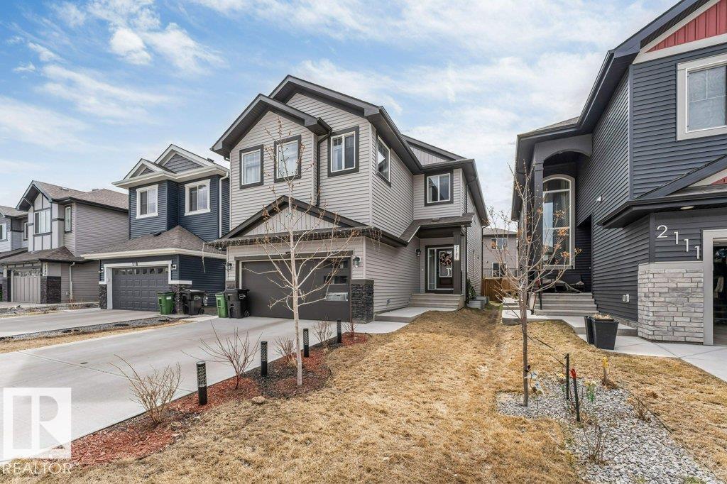 2107 14 AV NW