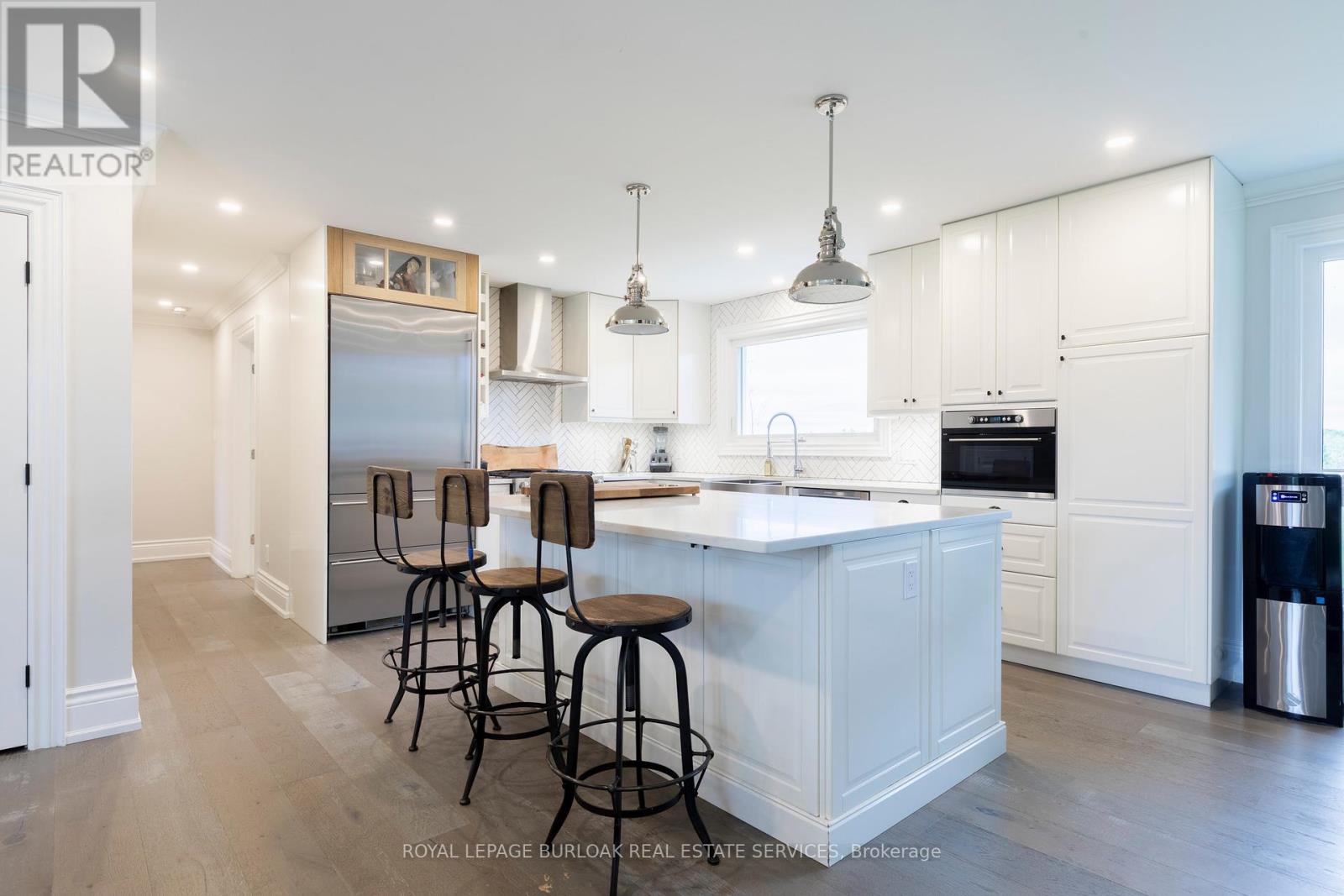 1506 6TH CON ROAD W