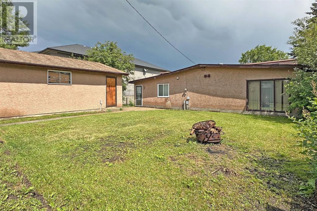648 West Chestermere Drive