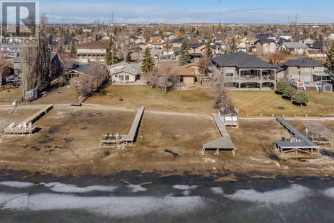 648 West Chestermere Drive Chestermere AB T1X1B4