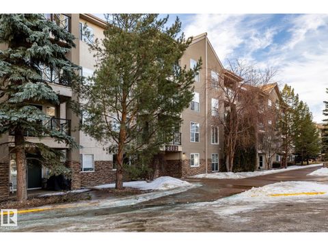 #209 8912 156 ST NW Edmonton AB T5R5Z2