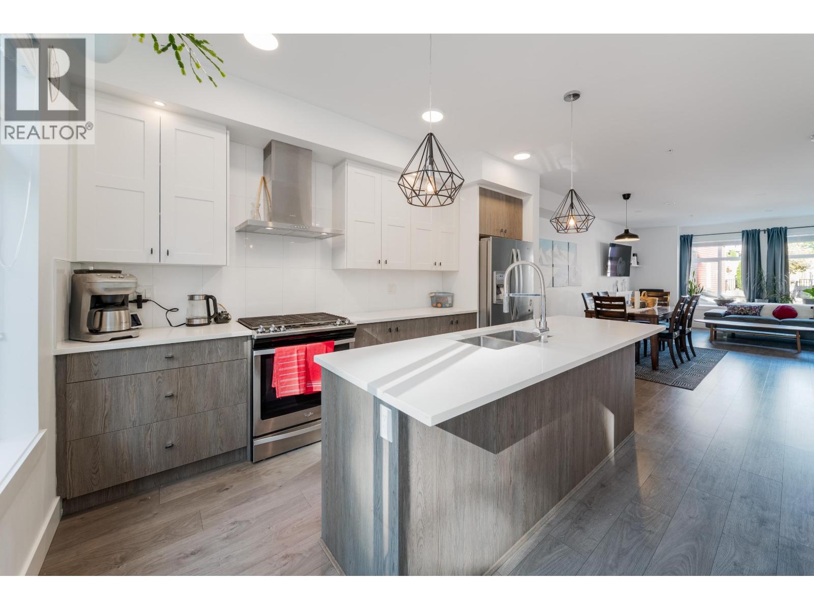 66 24108 104 AVENUE