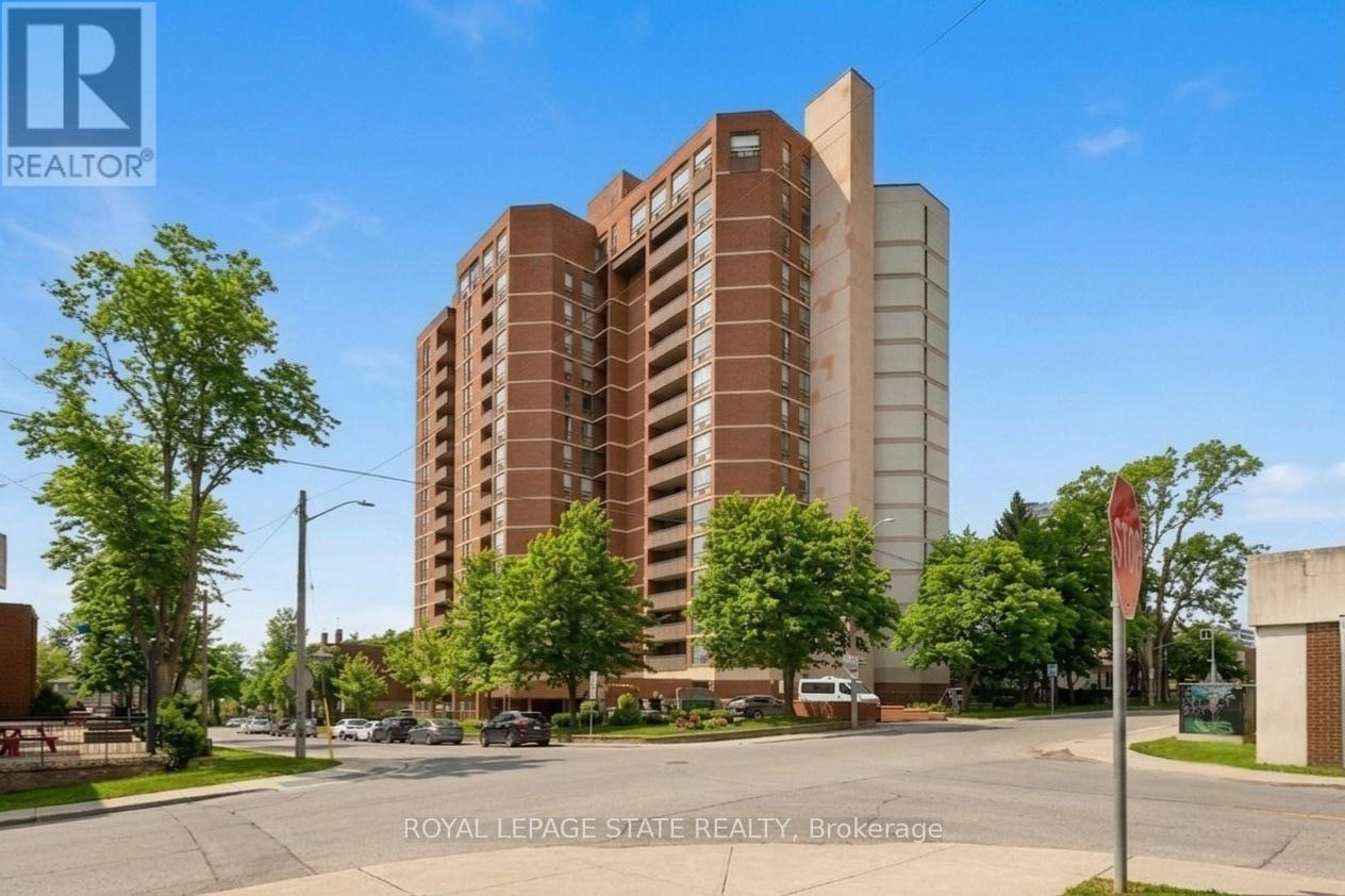 1003 - 222 JACKSON STREET W