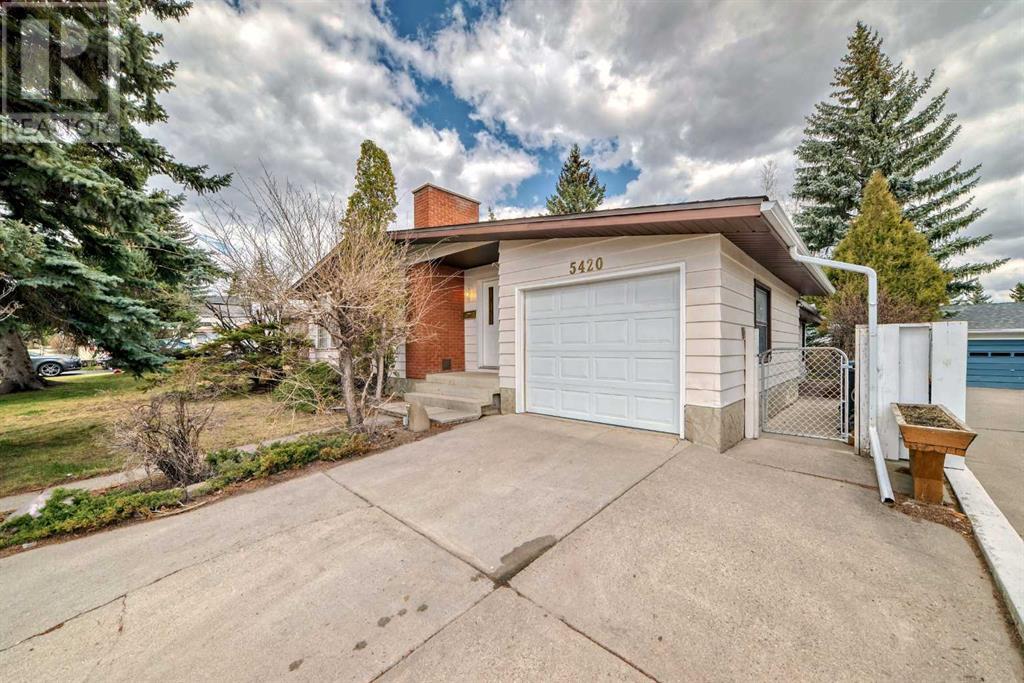 5420 Dalrymple Crescent NW