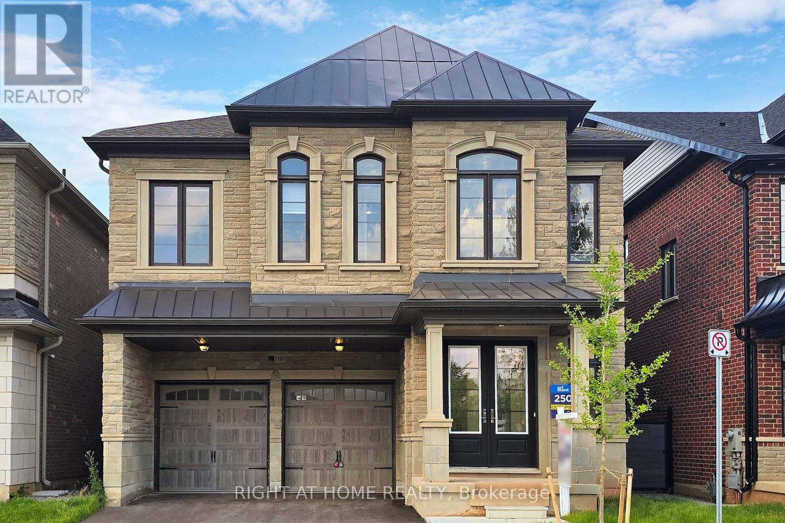 1199 QUEENS PLATE ROAD E