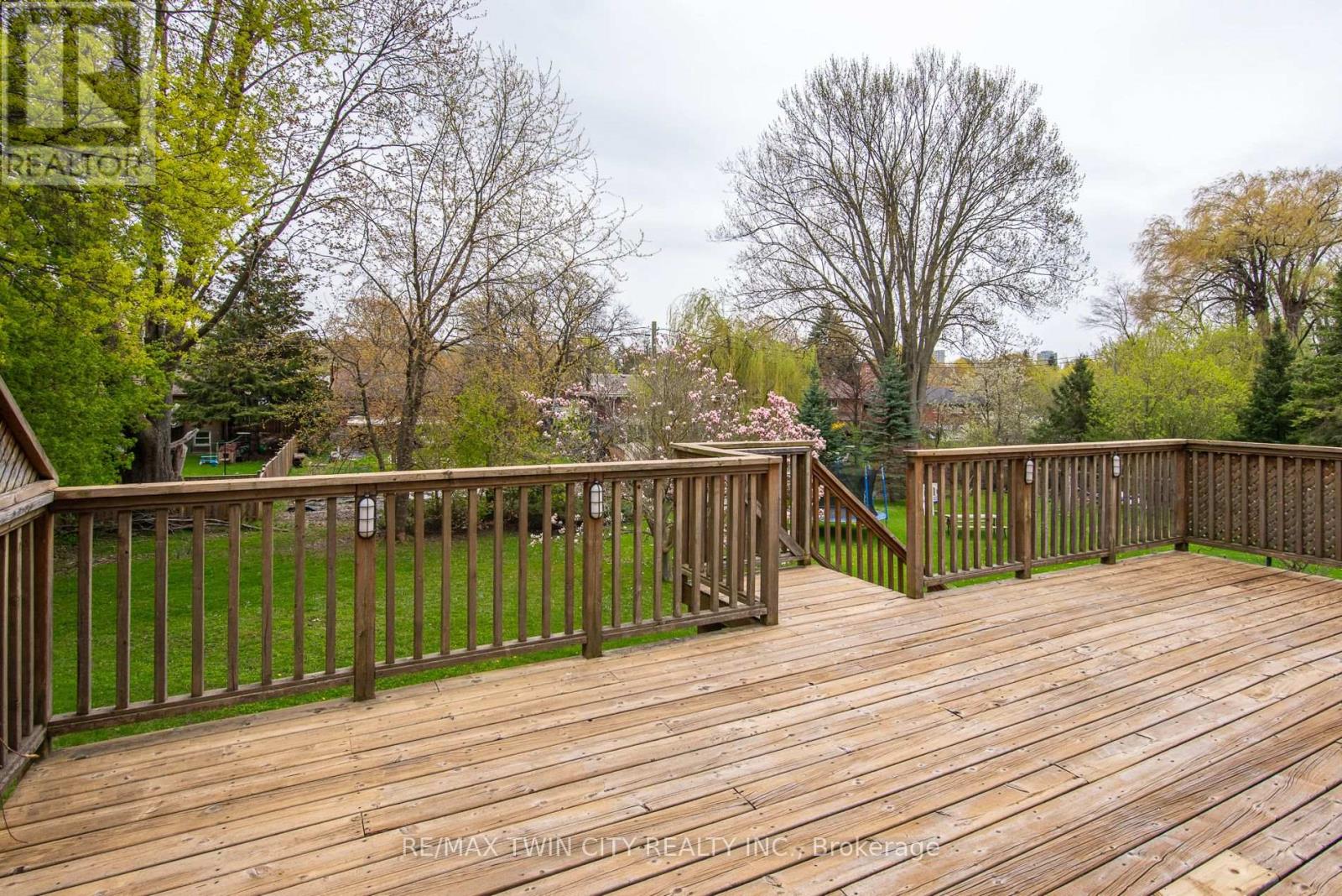 143 BRIDGEPORT ROAD E
