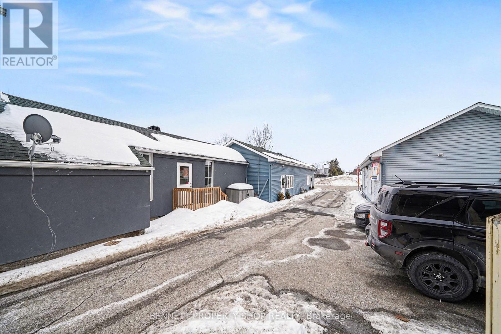 1530 STITTSVILLE MAIN STREET