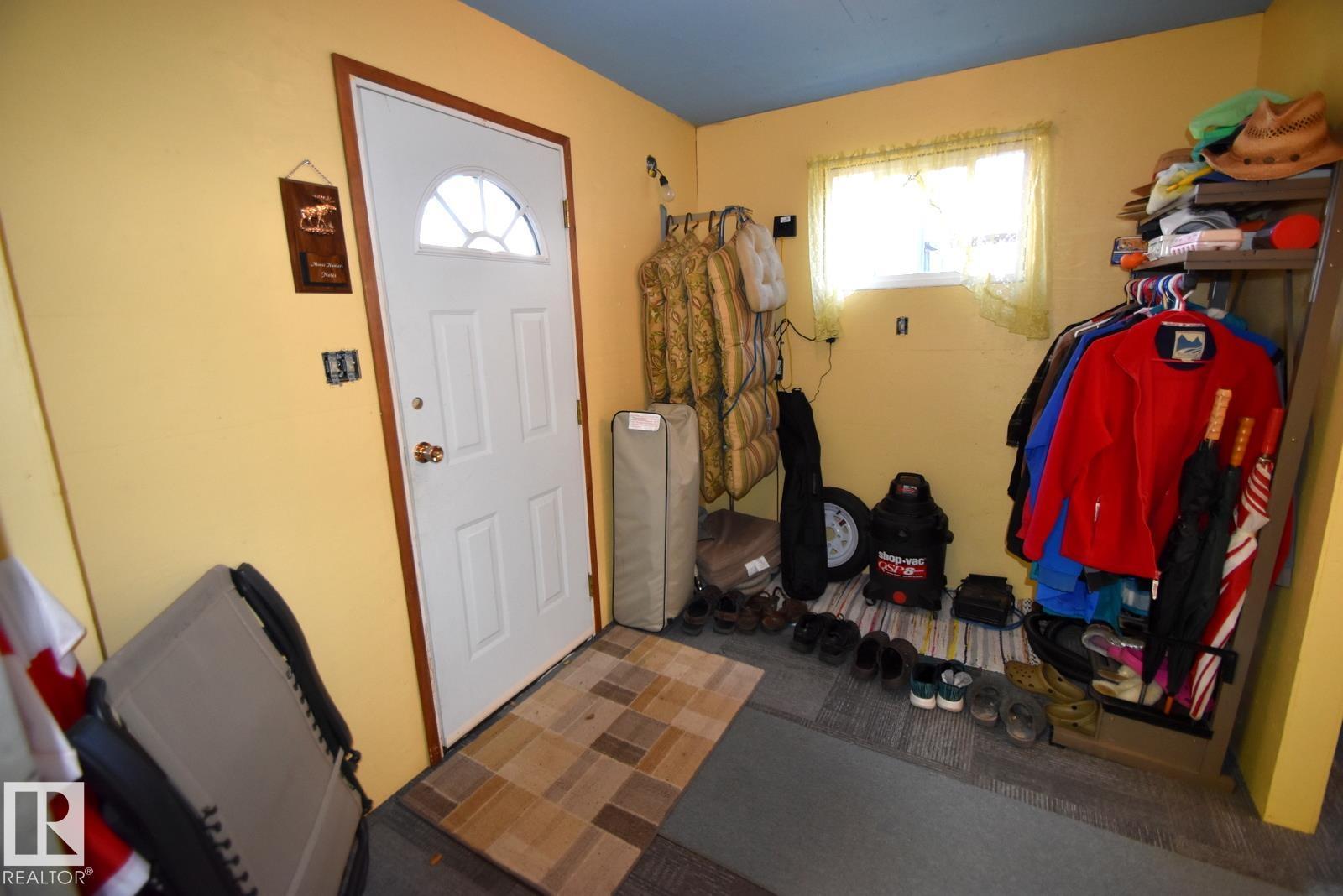 27, 174032 twp rd 653.7