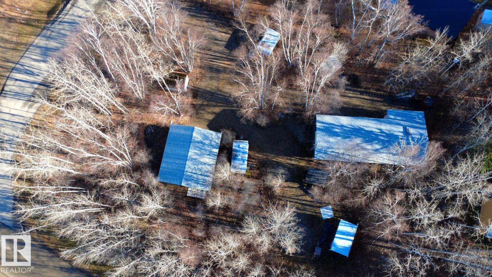 27, 174032 twp rd 653.7