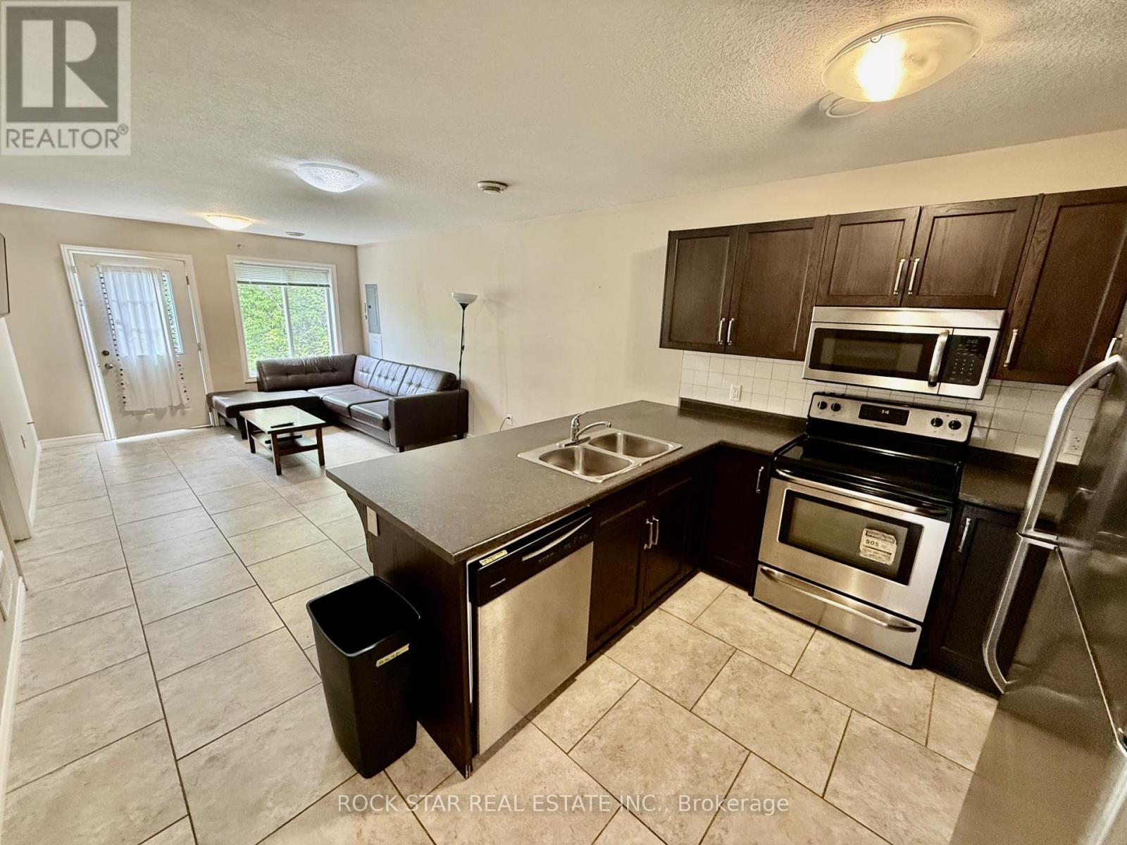 38 BEAUFORT STREET