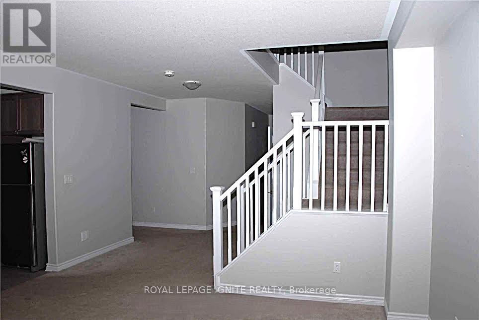 1552 ALBANY DRIVE