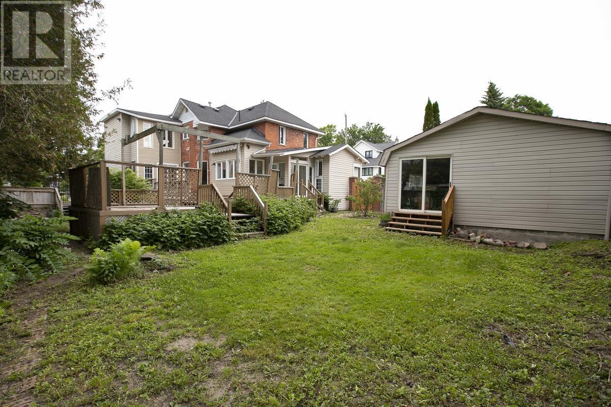 124 Upton RD