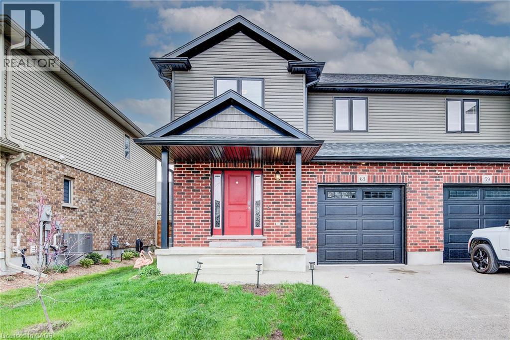 63 CRAB APPLE Court