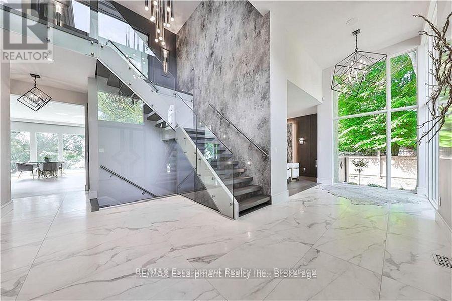 2250 CHANCERY LANE W