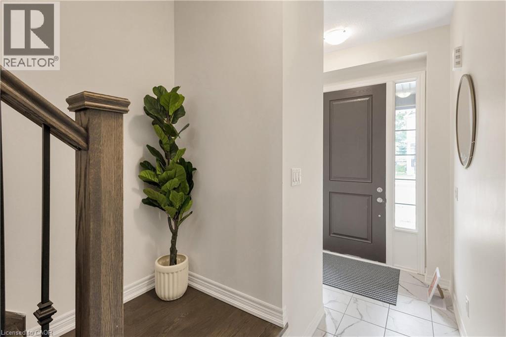 285 BROADACRE Drive