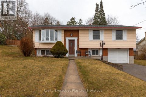 90 WESTERN AVENUE Guelph (Junction/Onward Willow) ON N1H6A8