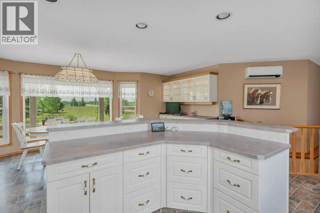 27556 Township Road 372