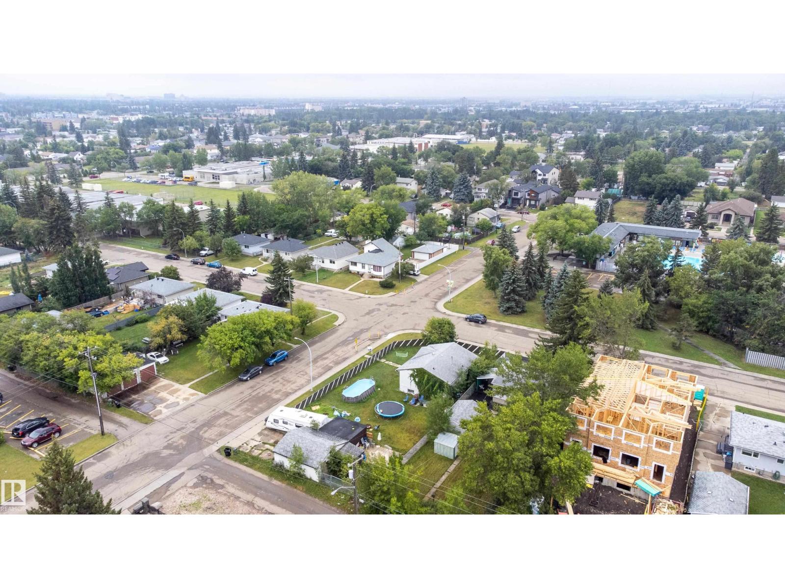 15630 105 AV NW