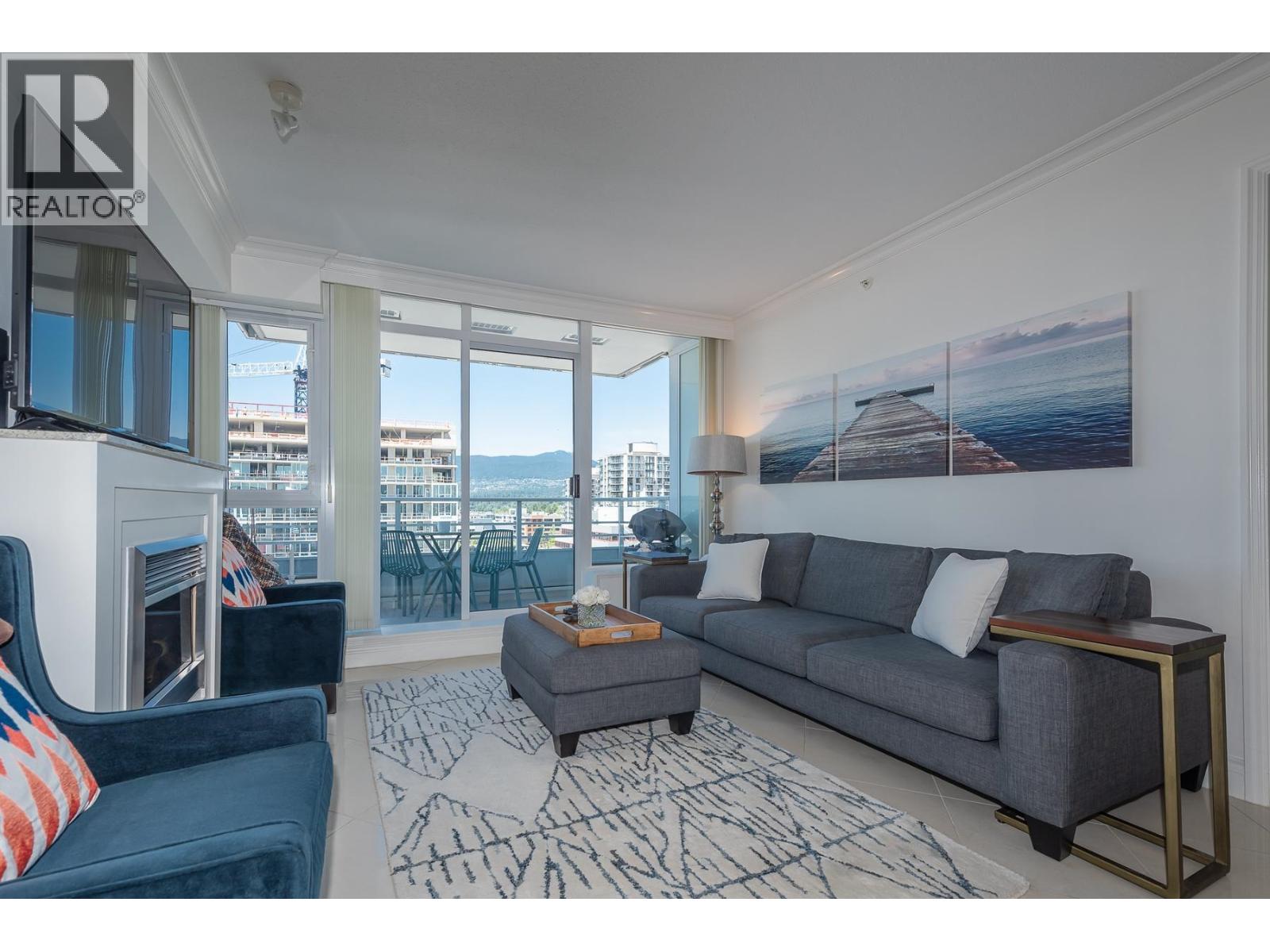 1003 133 E ESPLANADE