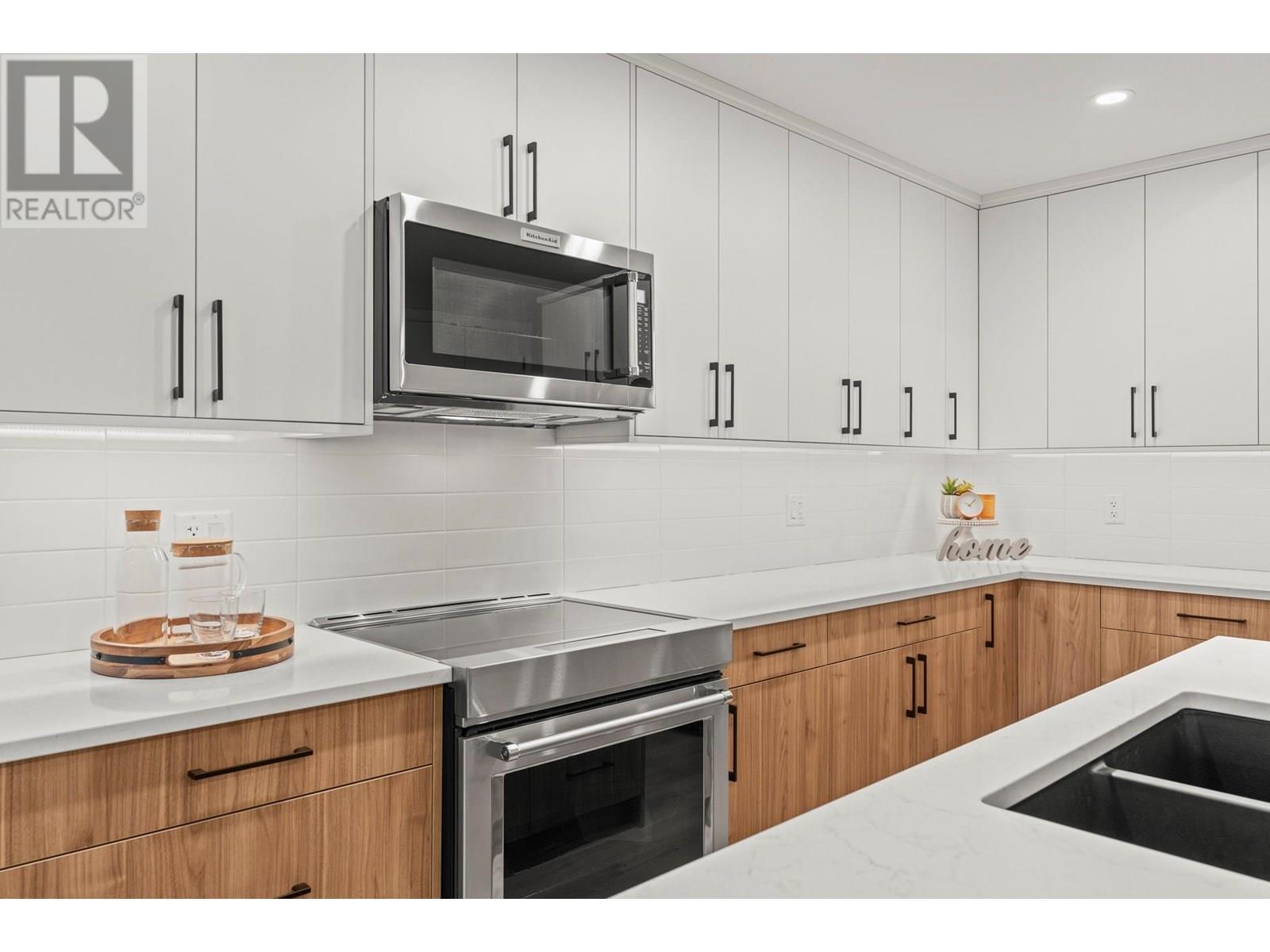 3907 26 Street Unit# 2