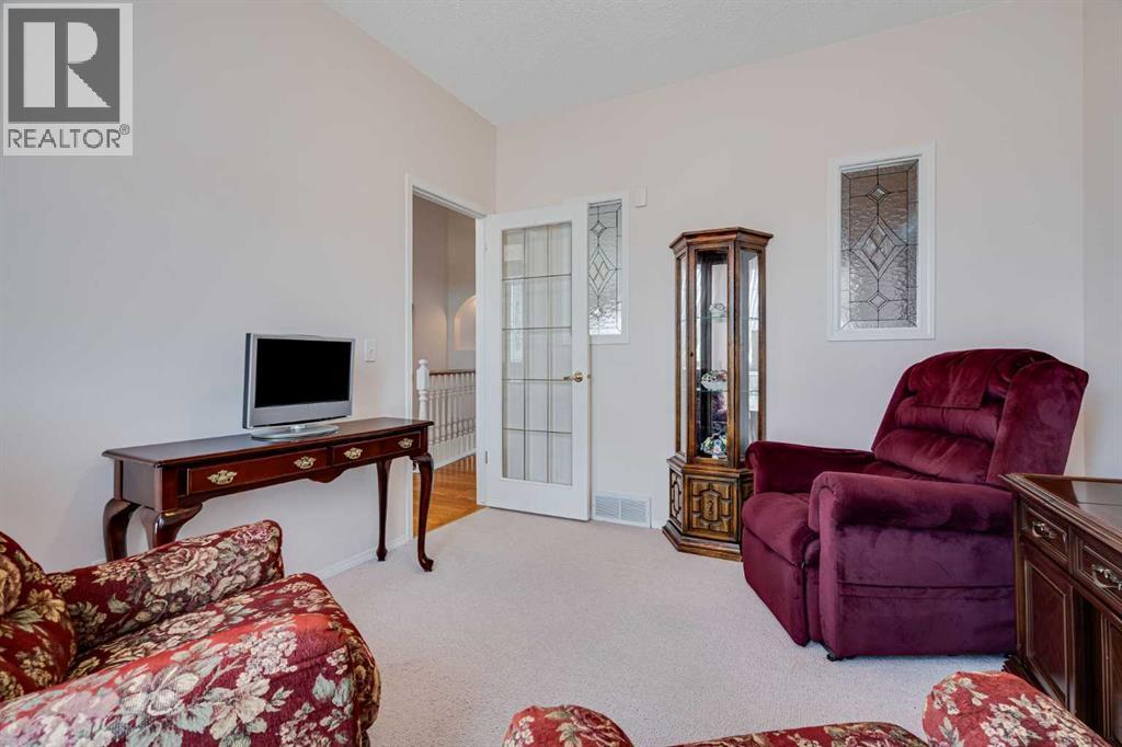 58 Evergreen Bay SW