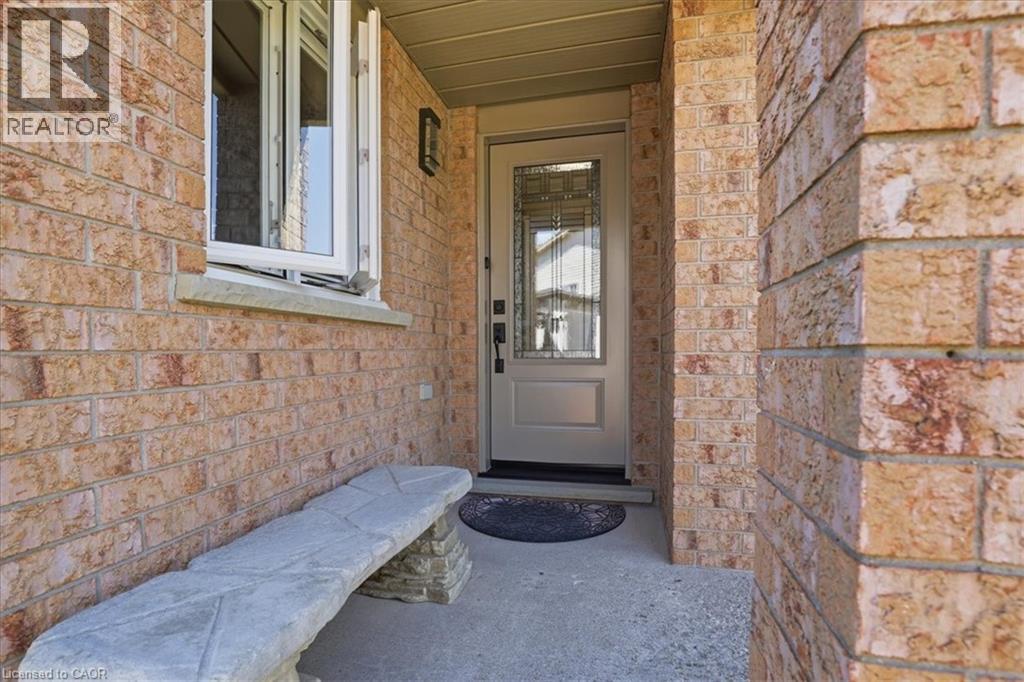 20 RIDGEWAY Crescent