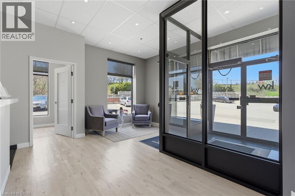 245 WYECROFT Road Unit# 4